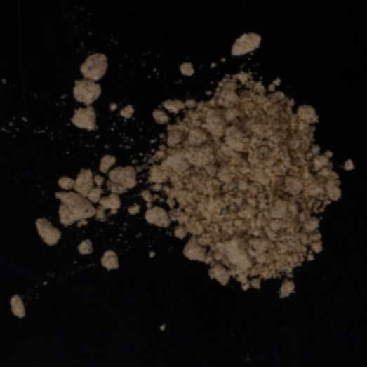 Heroin Pulver, komplex zusammengesetzt, mit relativ hohem Diamorphin- und hohem Noscapin-Gehalt, 07.01.2025 (Berlin)