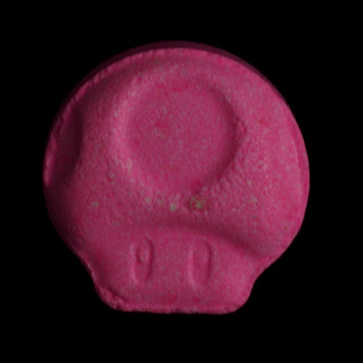 1up, 2C-B, verunreinigt mit einer unbekannten Substanz, 05.12.2023 (Berlin)