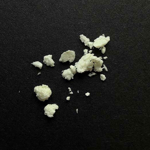 Amphetamin und Koffein (Speed), verunreinigt mit einer unbekannten Substanz, 28.10.2025 (Berlin)